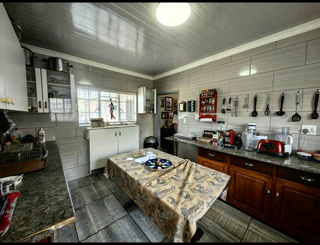 3 BEDROOM FREEHOLD FOR SALE IN VERWOERDPARK